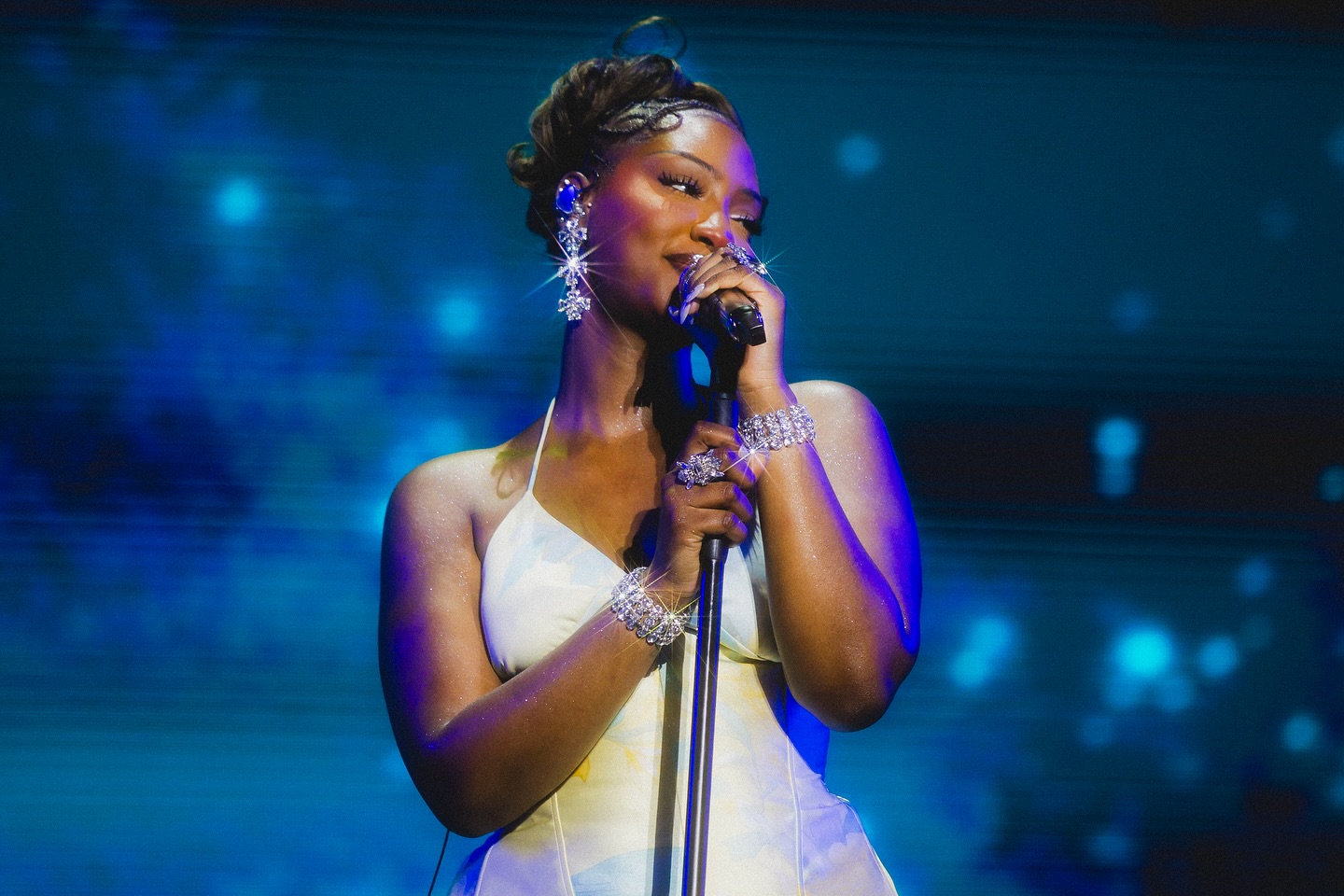 Tems Light Up Dreamville Fest with Bold Fashion & Powerful Hits | Watch