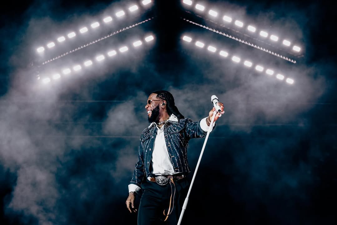 Burna Boy Becomes First African Artist to Headline Stade de France & It Was Epic! Watch Highlights